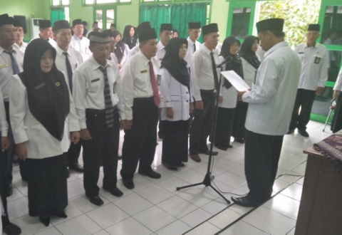 PNS di Usia Lanjut, Kepala Kankemenag Bengkulu Selatan Minta Agar Tetap Bersyukur