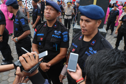 Hukum