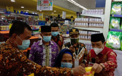 Program Belanja Gratis 1.001 Janda
