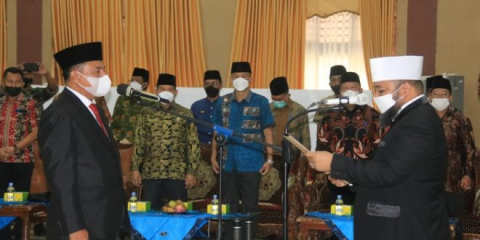 Resmi Dilantik, Samsu Bahari Pimpin PDAM Tirta Hidayah Periode 2021-2026