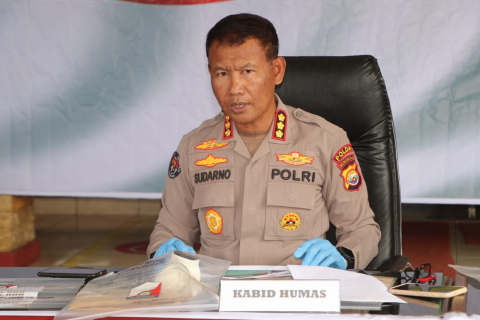 Hukum