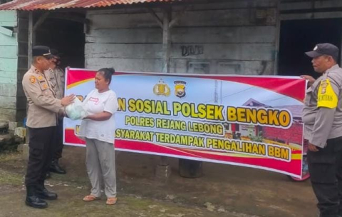 100 Paket Sembako Kembali Dibagikan Polres Rejang Lebong