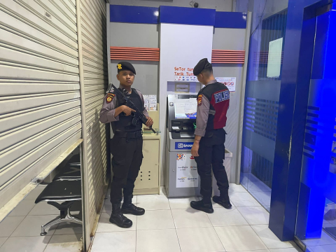 Dini Hari, Sat Samapta Polres Kaur Patroli Objek Vital