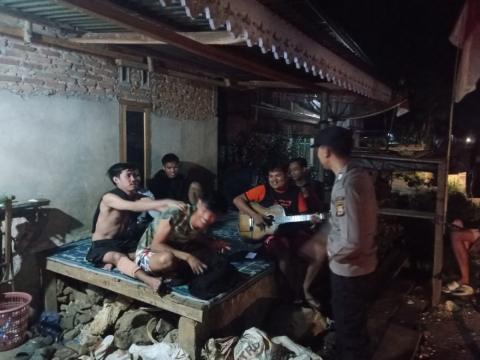 Patroli KRYD, Polsek Muara Sahung Pantau Situasi Seputaran Wilayah Hukum 