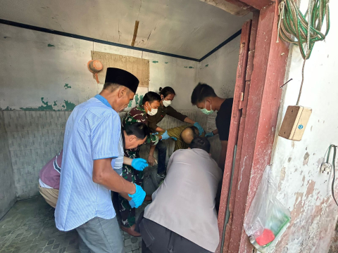 Polisi Olah  TKP Penemuan Warga Meninggal Dunia