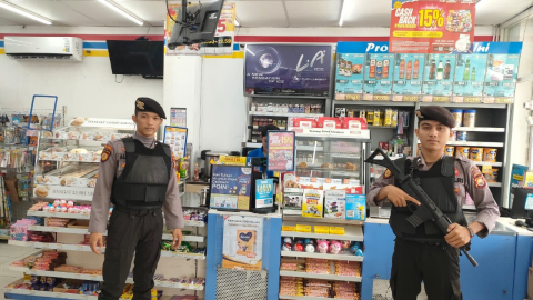 Anggota Sat Samapta Polres Kaur Patroli Presisi Cegah Aksi Kriminal 