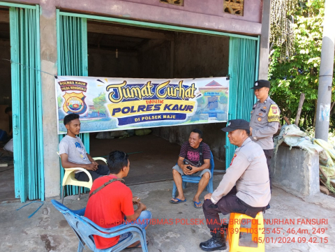 Tingkatkan Pengamanan Swakarsa, Polsek Nasal Gelar Jumat Curhat
