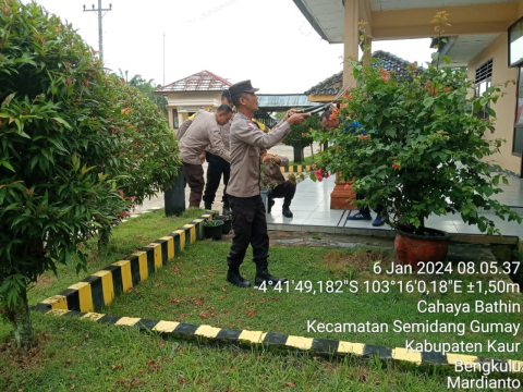 Peduli Terhadap Kebersihan Lingkungan Kerja, Polsek Nasal Rutinkan Kegiatan Kurvei