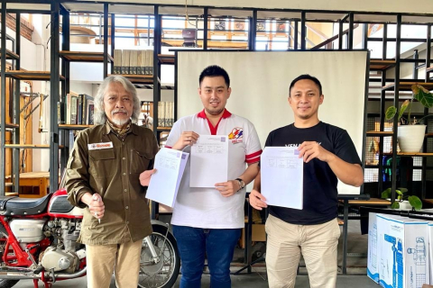 JNE Jalin Kerjasama Dengan Venambak dan Wandari, Tingkatkan Kualitas Penambak Indonesia