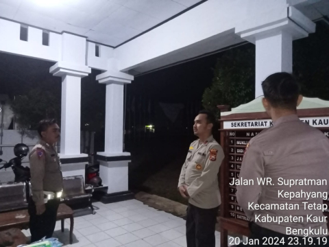 Jaga Sitkamtibmas Tetap Kondusif, Polres Kaur Patroli Pengamanan di Kantor Bawaslu 