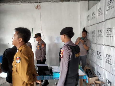 Polres Kaur Patroli Dialogis Presisi Seputaran Kantor KPUD, Bawaslu, dan Gudang Logistik