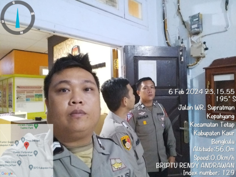 Personel OMB Polres Kaur Perketat Sitem Pengamanan Kantor KPUD 