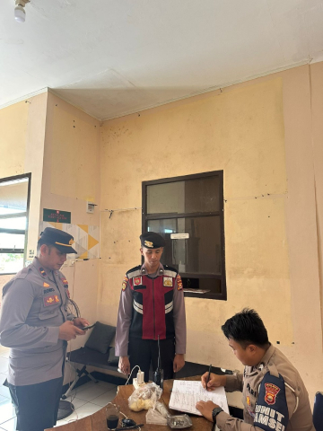 Polres Kaur Patroli Dialogis Presisi di Seputaran Kantor KPUD, Kantor Bawaslu, Gudang Logistik 