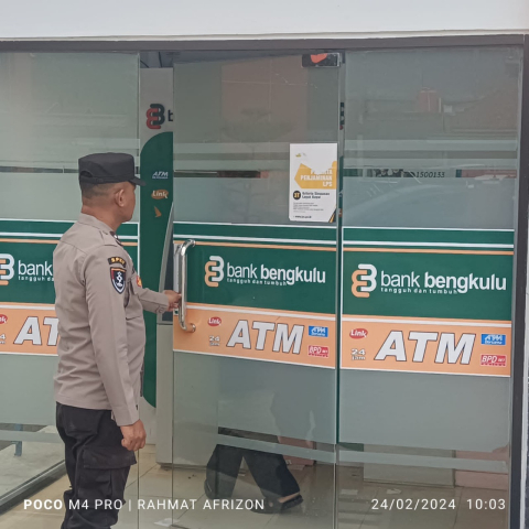 Patroli KRYD, Polsek Kaur Selatan Sambangi Bank BRI dan Bank Bengkulu