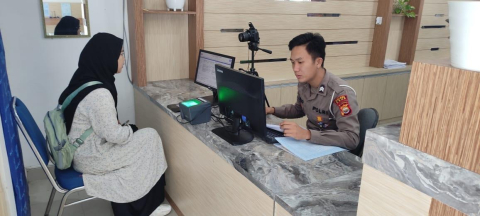 Sat Lantas Polres Kaur Berikan Pelayanan Penerbitan SIM 