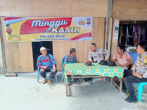 Jalin Komunikasi dan Tampung Aspirasi Serta Informasi dari Warga, Polsek Maje Gelar Minggu Kasih 