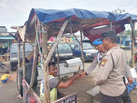 Cegah Gangguan Kamtibmas, Polisi Laksanakan Patroli di Pasar KTM Lagita