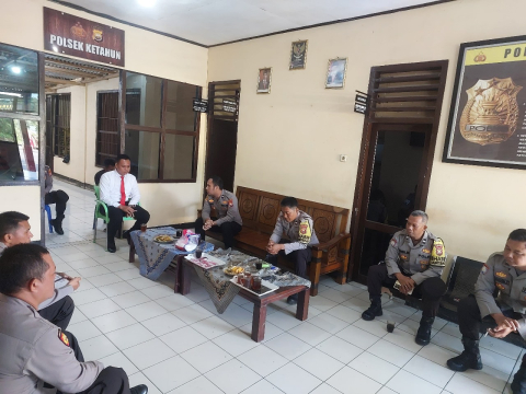 Polsek Ketahun Gelar Anev Mingguan Pagi Bentuk Evaluasi Kinerja