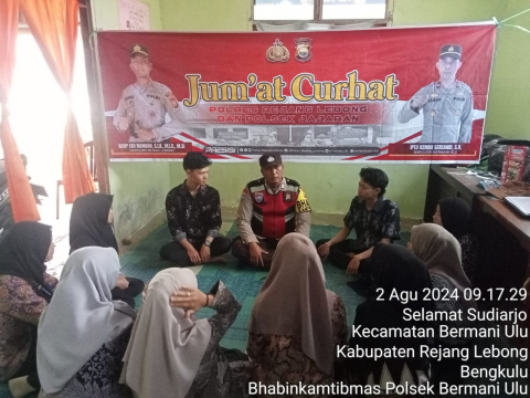 Polres Rejang Lebong Jumat Curhat Sampaikan Imbauan Jaga Keamanan dan Kenyamanan Bagi Masyarakat