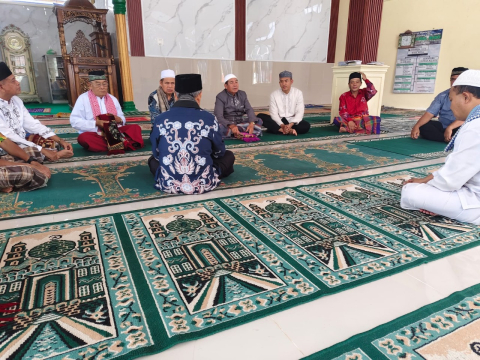 Kapolres Rejang Lebong Silaturahmi ke Masjid Nurul Jihad Tempel Rejo, Ajak Ciptakan Pemilu Damai