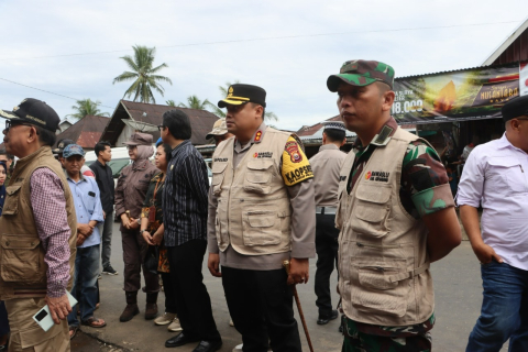 Kapolres Kepahiang Bersama Forkopimda Tinjau Pelaksanaan Pungut dan Hitung Suara Pilkada 2024