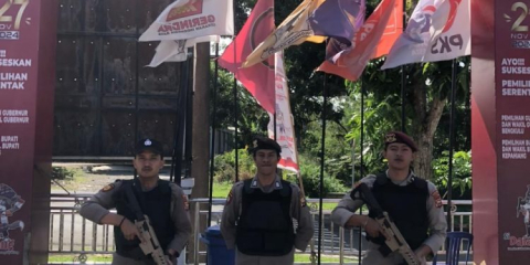 Ciptakan Situasi Yang Aman, Personil Polres Kepahiang Amankan Kantor KPU