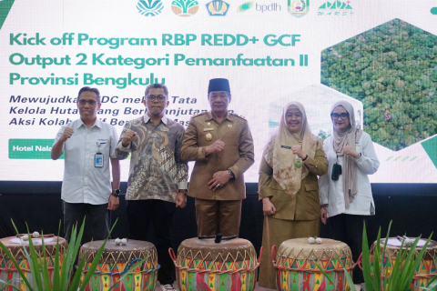 Sinergi Pemprov Bengkulu dan KKI Warsi: Selamatkan Hutan, Kurangi Emisi Karbon, Tingkatkan Kesejahteraan