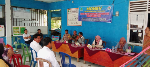 Bhabinkamtibmas Polsek Lebong Selatan Hadiri Monev DD dan ADD di Desa Karang Dapo Bawah