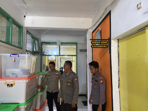 Polres Bengkulu Selatan Perketat Pengamanan Kantor Bawaslu Pasca Pilkada 2024