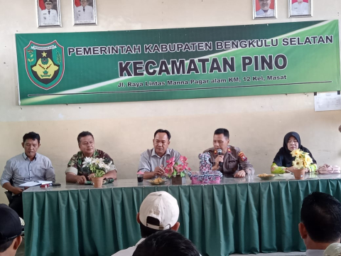 Polsek Pino Dukung Program Ketahanan Pangan Melalui Musyawarah Desa