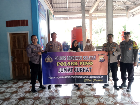 Polsek Pino Polres Bengkulu Selatan lakukan Jumat Curhat, Data keluhan Warga