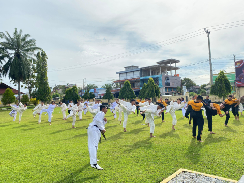 Latihan Beladiri Tingkatkan Kesiapan Personel Polres Bengkulu Selatan