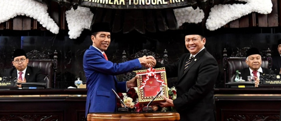 Nasional