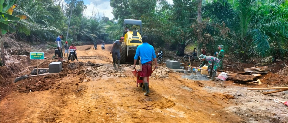 Memasuki Hari ke-12 TMMD, Satgas Bersama Masyarakat Tetap Semangat