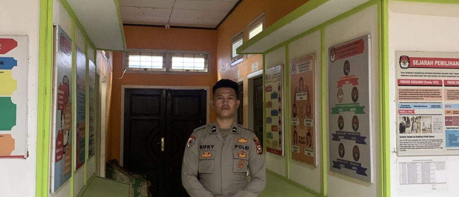 Polres Kaur Lakukan Pam Kantor Operasi OMB Di Kantor KPU Kaur  