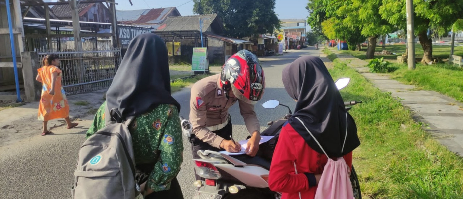 Ciptakan Rasa Aman, Personel Piket Satgas Preventif OMB Nala Polres Kaur Pengamanan di Gudang Logistik KPU 