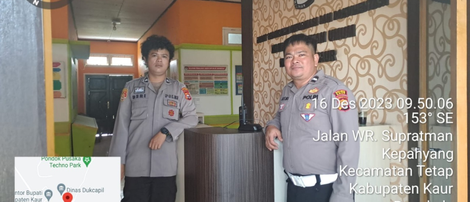 Thapan Masa Kampenya, Personel OMB Polres Kaur Patroli di Kantor Bawaslu  