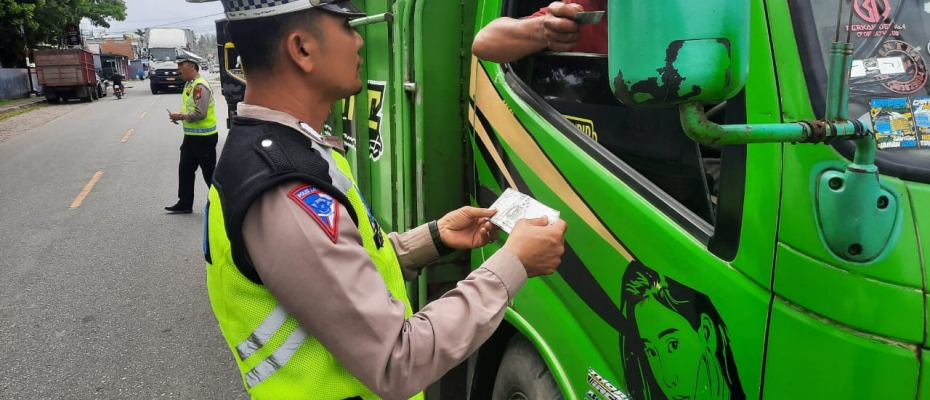Sat Lantas Polres Kaur Gelar Patroli, Tilang Pelanggaran Kendaraan 