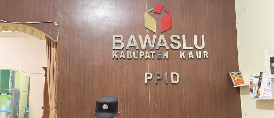 Tingkatkan Keamanan dan Pengawasan, Personel OMB Polres Kaur Patroli di Kantor Bawaslu