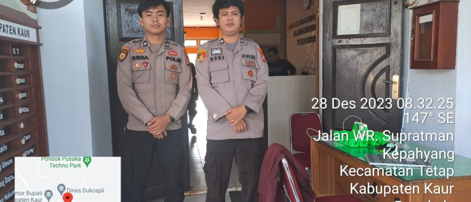 Cegah Gangguan Kamtibmas, Personel OMB Polres Kaur Laksanakan Pengamanan di Kantor KPUD  