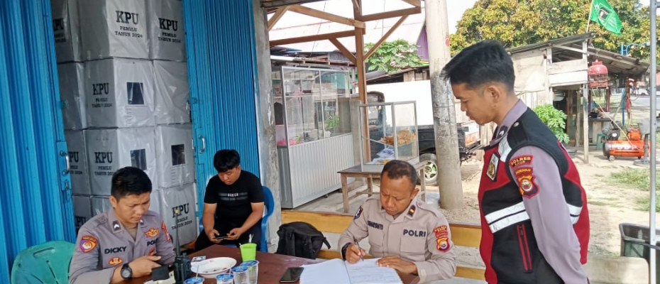 Polres Kaur Patroli Dialogis, Sambangi Kantor KPUD, Kantor Bawaslu, dan Gudang Logistik Antispasi Gangguan Kamtibmas