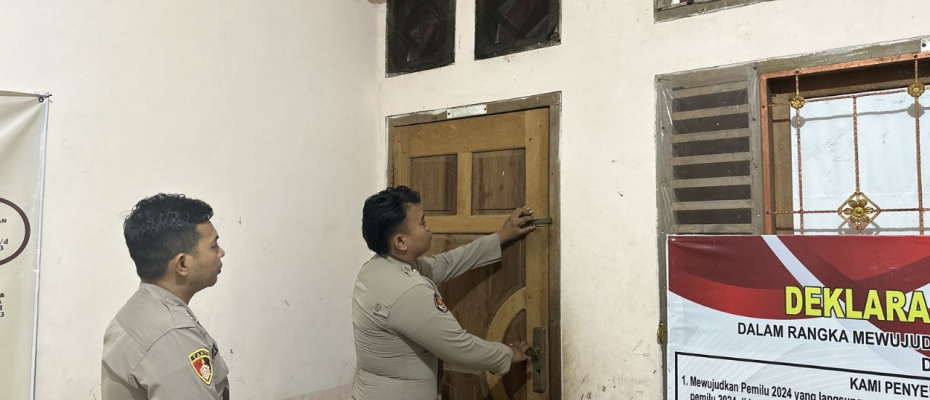 Patroli Berkala, Polres Kaur Lakukan Pengamanan Diseputaran Kantor Bawaslu 