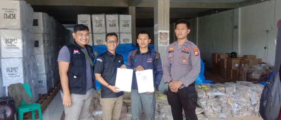 KPUD Kaur Terima Logitisk Sampul Surat Suara, Polres Kaur Lakukan Pengamanan 