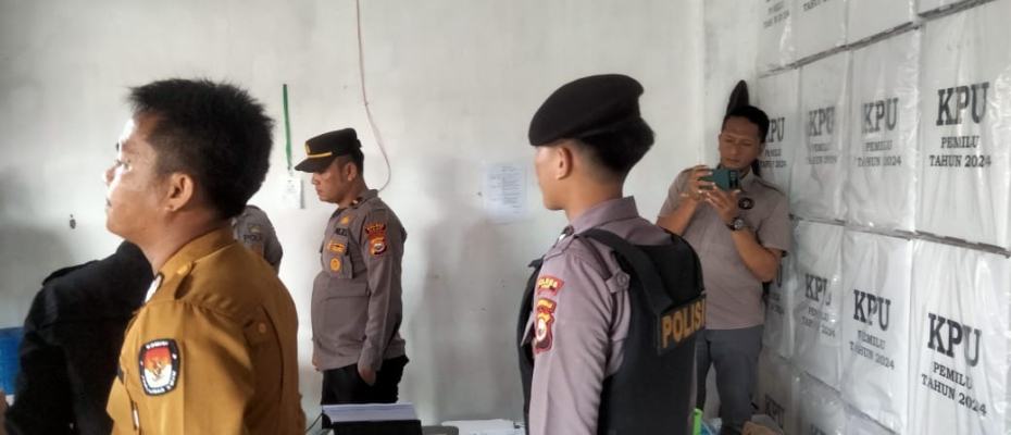 Polres Kaur Patroli Dialogis Presisi Seputaran Kantor KPUD, Bawaslu, dan Gudang Logistik