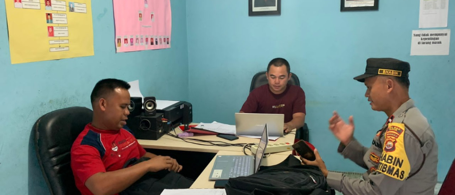 Patroli Smabang ke Panwascam, Anggota Polsek Kaur Utara Ingatkan Tugas Panwascam Sesuai Aturan 