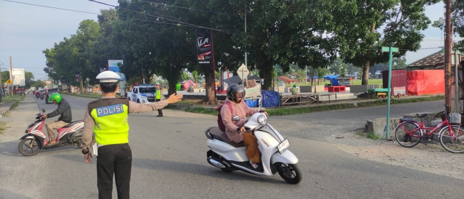 Sat Lantas Polres Kaur Patroli Pantau Arus Lalin Pagi Hari