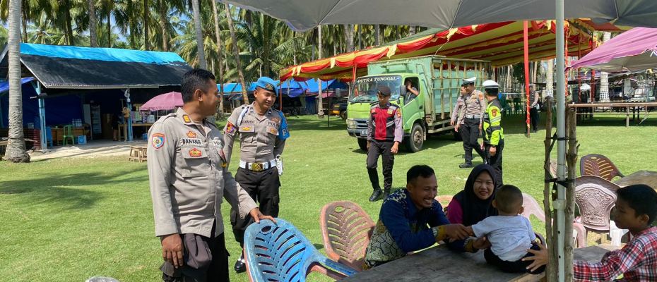Patroli Gabungan Piket Fungsi Polres Kaur Pantai di Seputaran Wilayah Kecamatan Kaur Selatan 