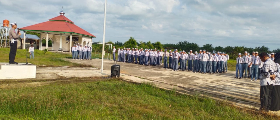 Tanamkan Budaya Tertib Berlalu Lintas, Satlantas Polres Mukomuko Gelar Sosialisasi Edukasi di SMKN 01 Mukomuko 