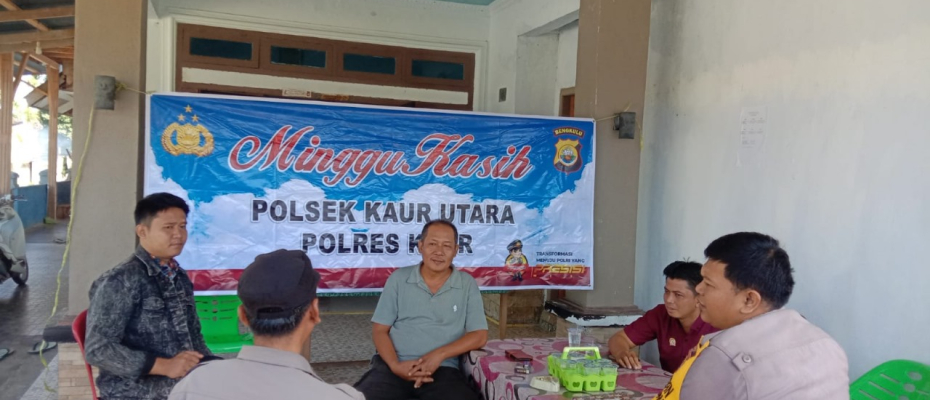 Minggu Kasih Polsek Kaur Utara Dengarkan Keluhan Warga di Kelurahan Simpang Tiga
