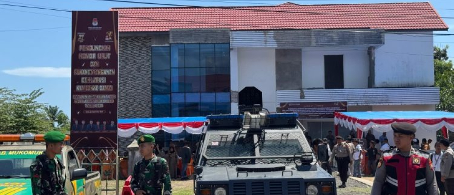 Polres Mukomuko Turunkan 136 Personel Amankan Pengundian Nomor Urut Paslon Pilkada 2024